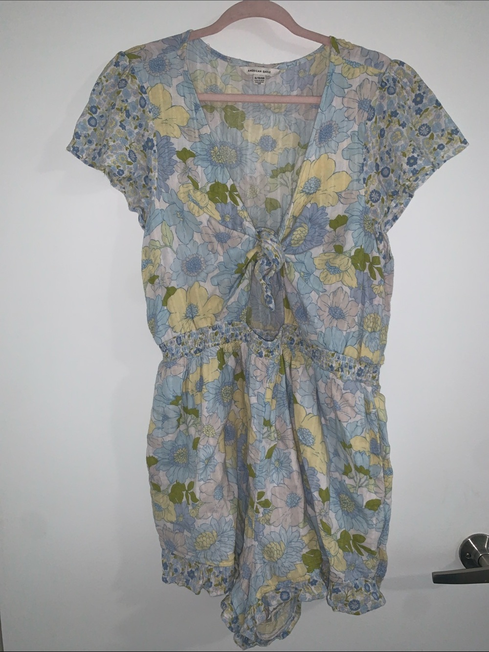 American eagle Pastel Floral Tie-Front Mini romper xl